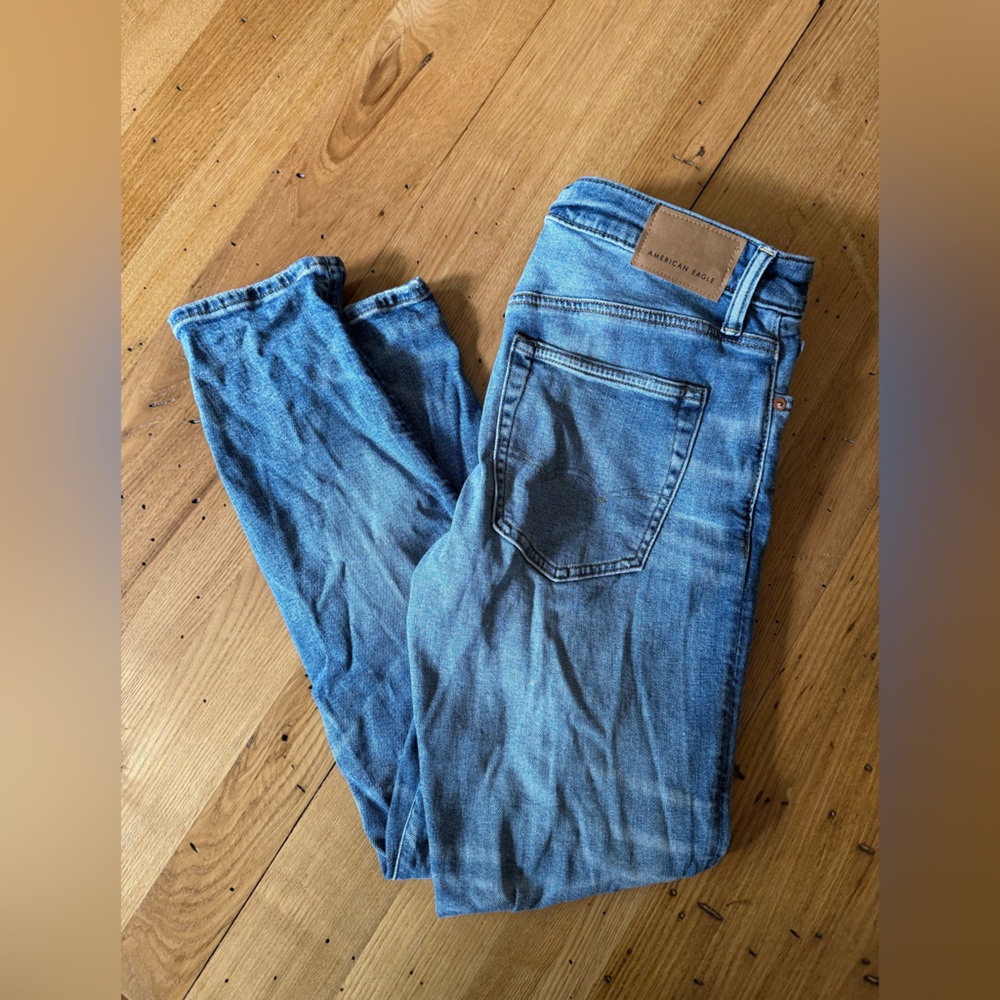 American Eagle Outfitters Men’s 32x30 Athletic skinny jeans EUC